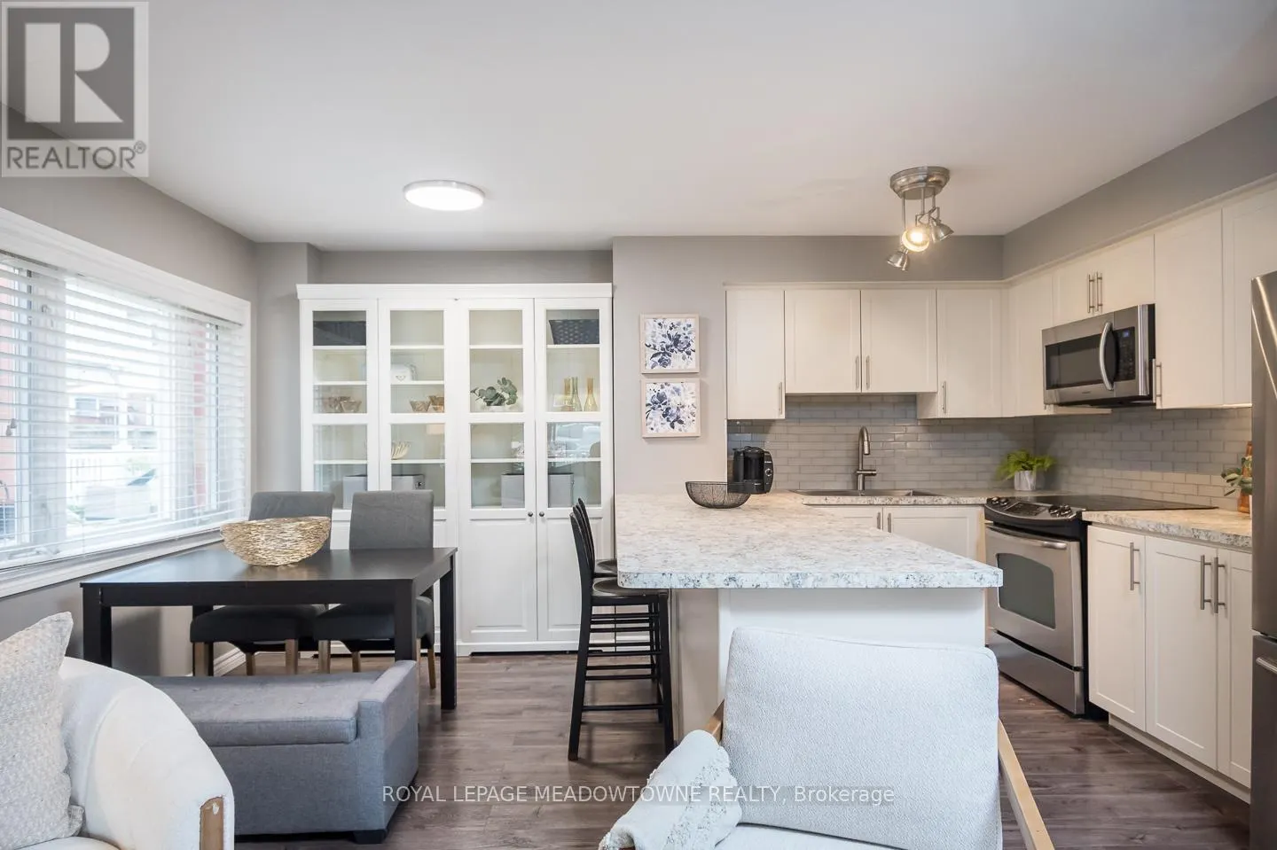 302 - 1701 LAMPMAN AVENUE