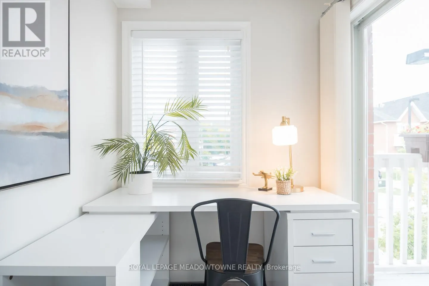 302 - 1701 LAMPMAN AVENUE