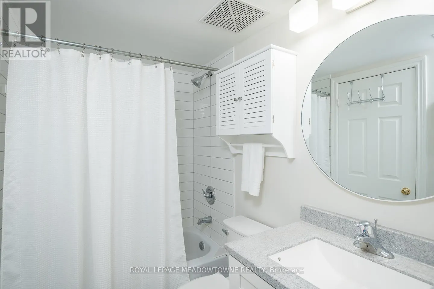 302 - 1701 LAMPMAN AVENUE