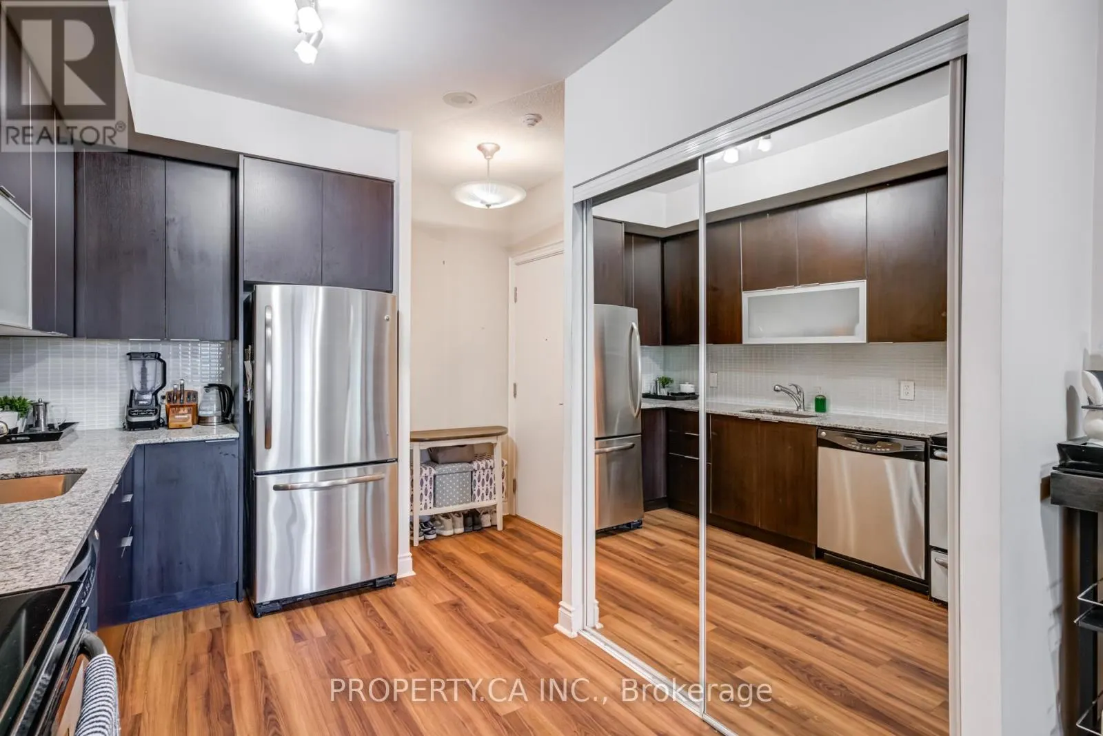 406 - 16 BROOKERS LANE