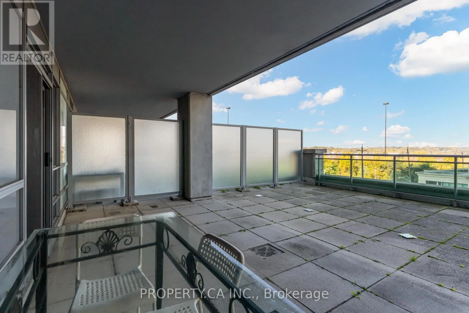 406 - 16 BROOKERS LANE