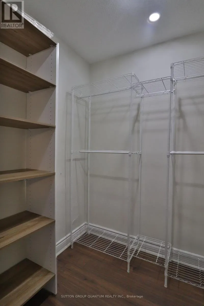 2001 - 627 THE WEST MALL