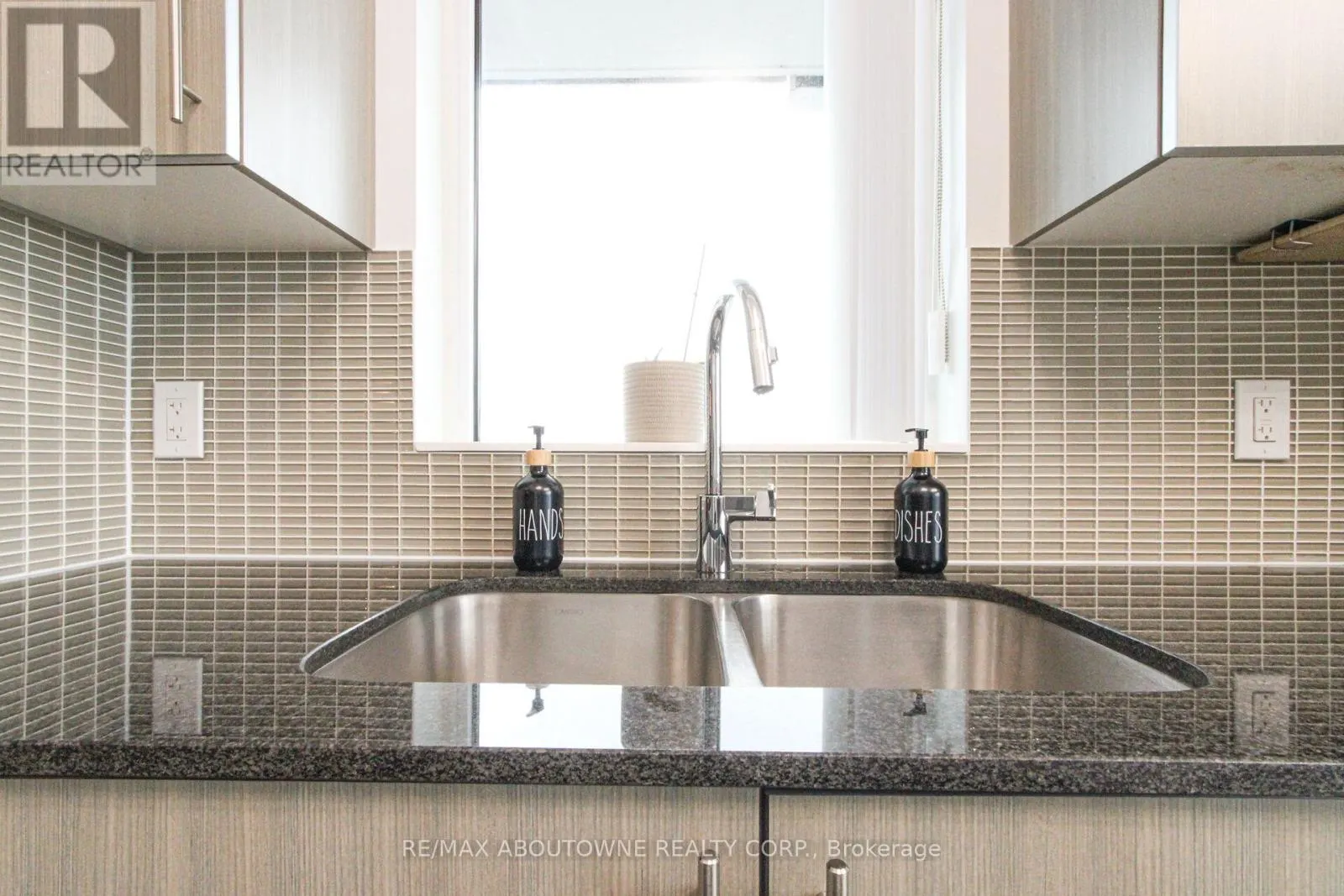 1503 - 65 SPEERS ROAD