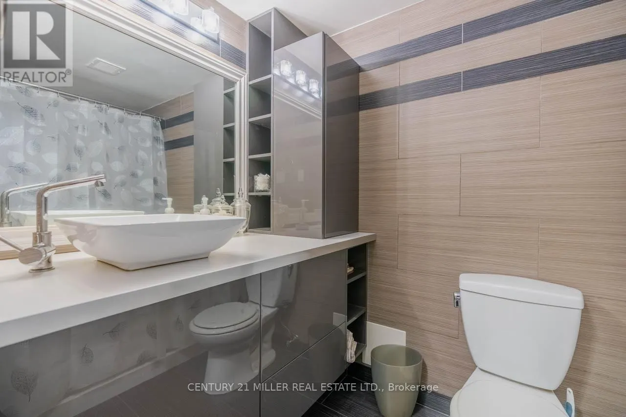 405 - 2301 DERRY ROAD W