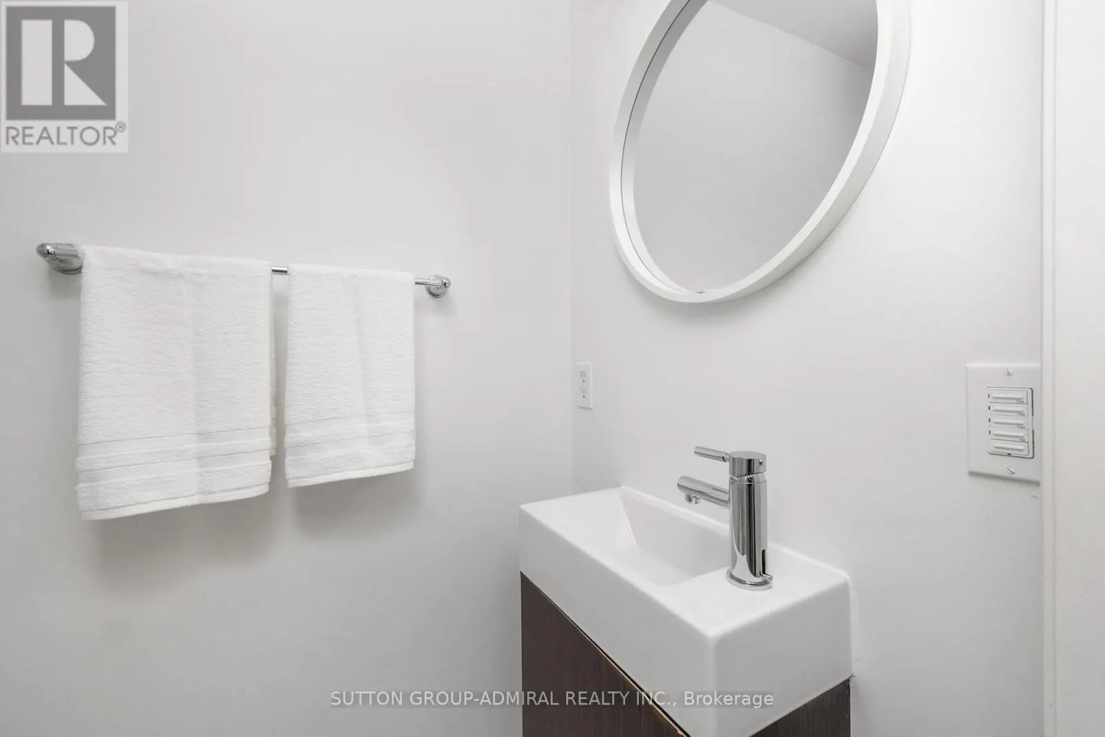 14 - 125 LONG BRANCH AVENUE