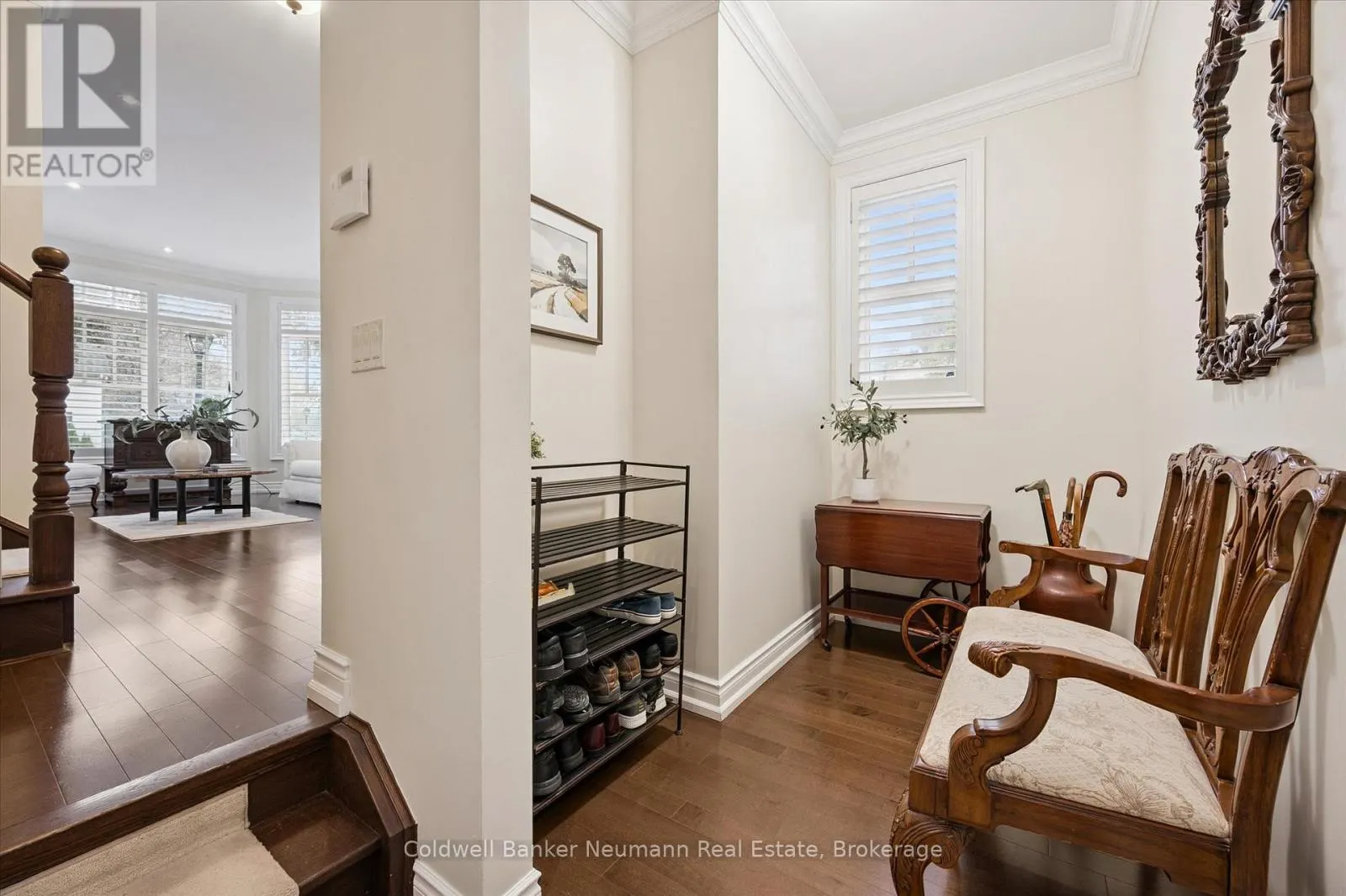 10 - 2061 MARIA STREET, #10