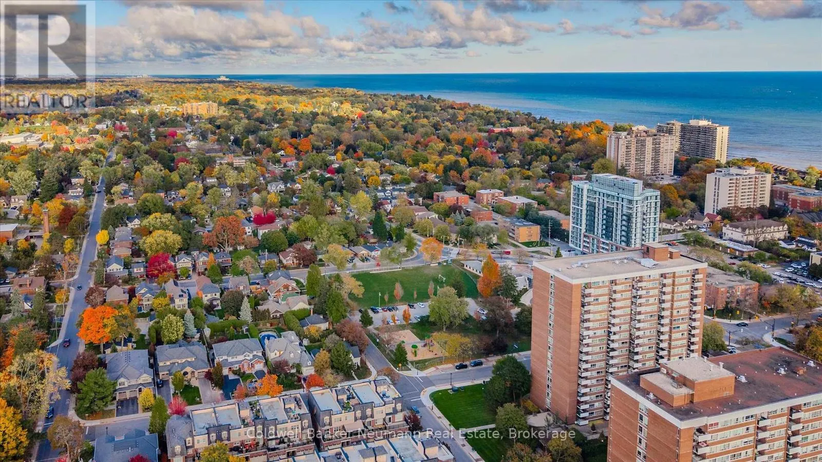 10 - 2061 MARIA STREET, #10