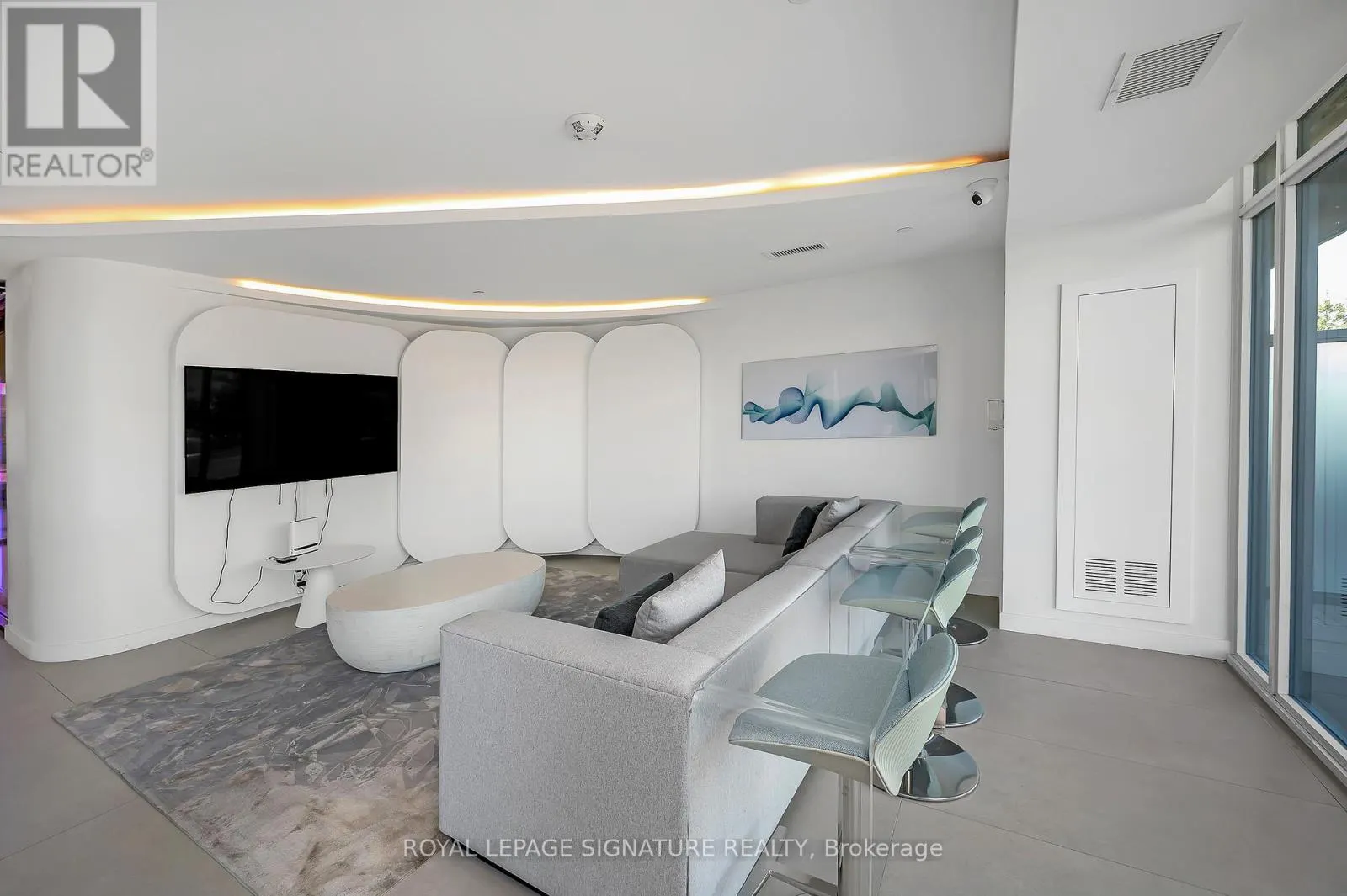 A418 - 3210 DAKOTA COMMON