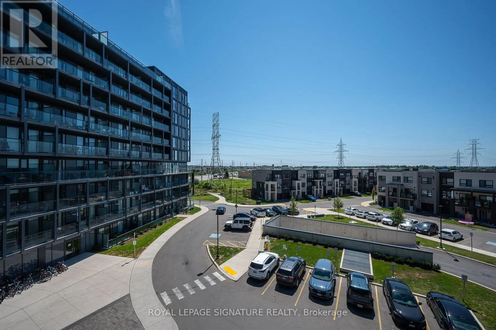 A418 - 3210 DAKOTA COMMON