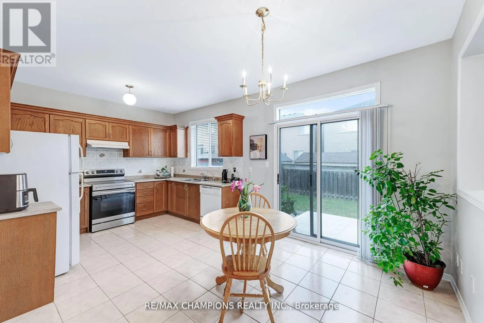 11 CAPE DORSET CRESCENT