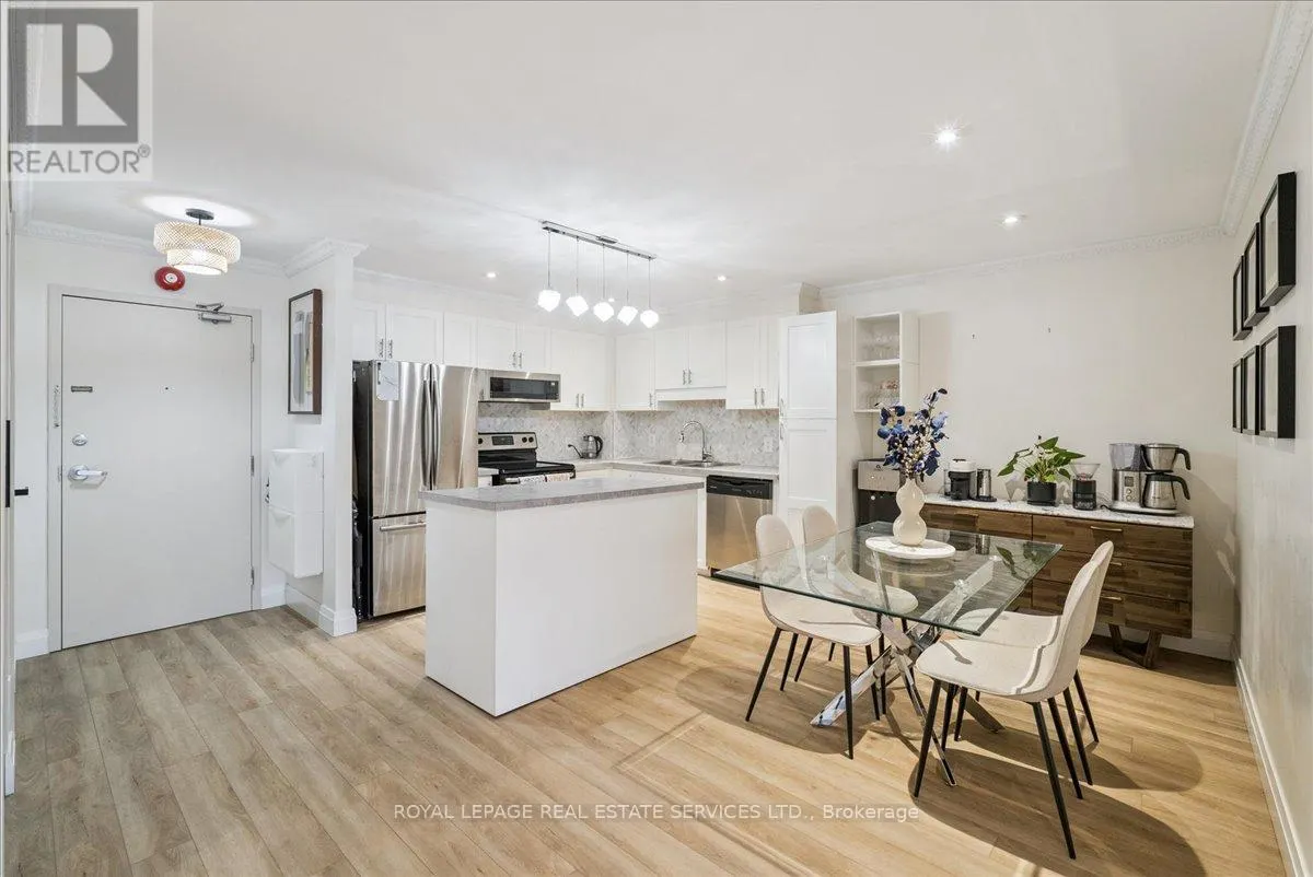 212 - 1275 CORNERBROOK PLACE