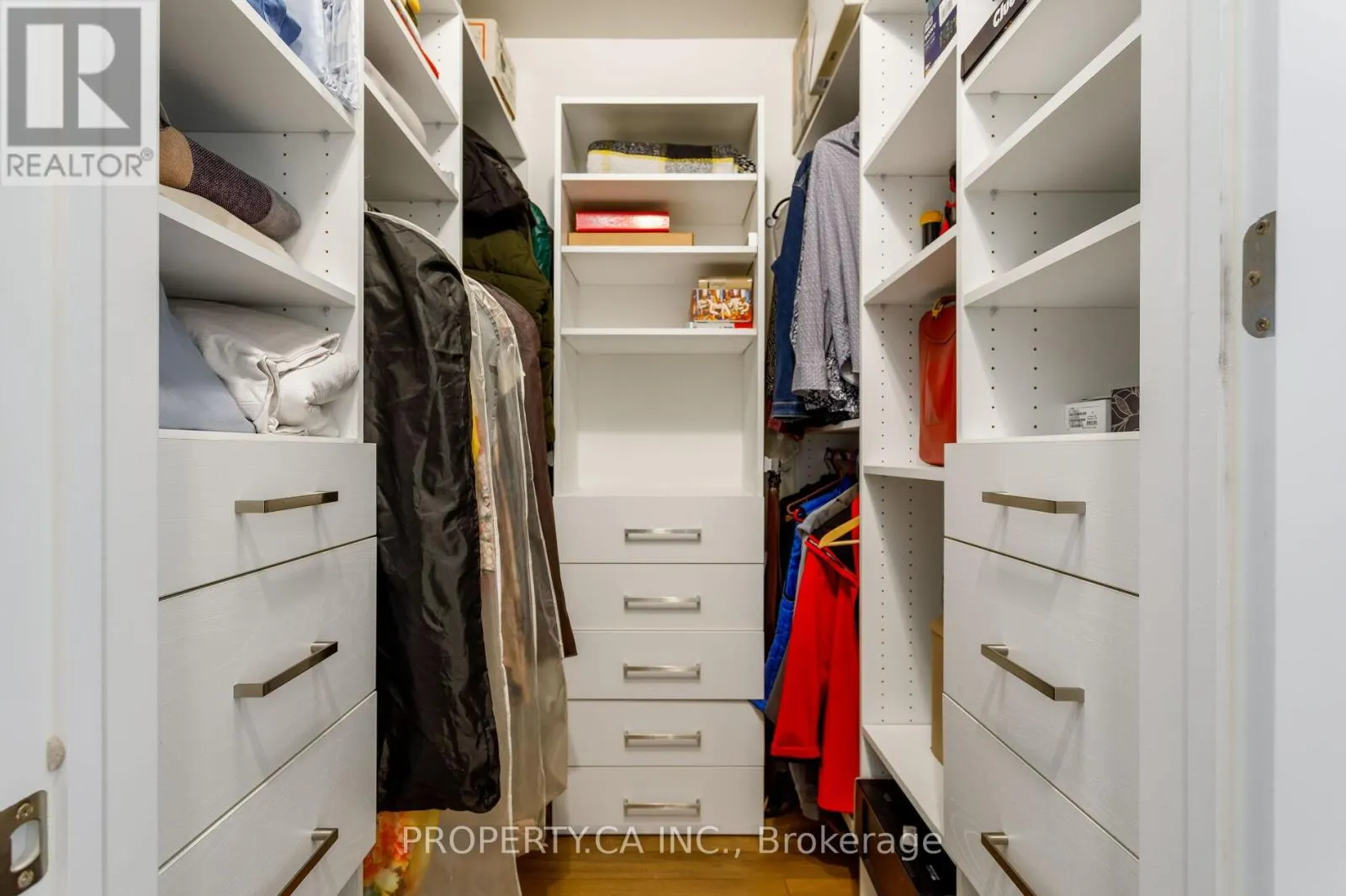 507 - 150 OAK PARK BOULEVARD