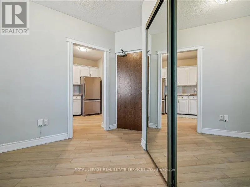 708 - 5250 LAKESHORE ROAD