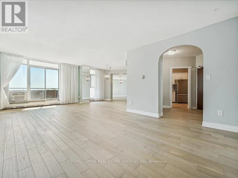 708 - 5250 LAKESHORE ROAD