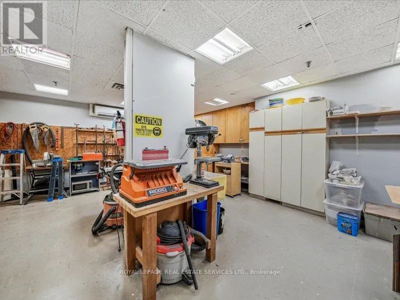 708 - 5250 LAKESHORE ROAD