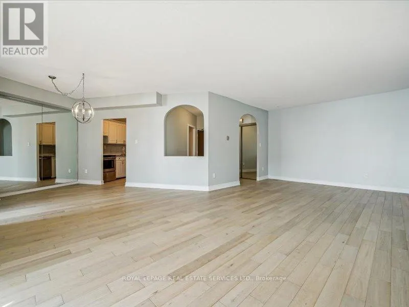 708 - 5250 LAKESHORE ROAD