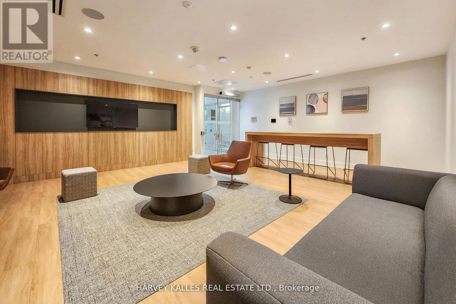 703 - 3100 KEELE STREET