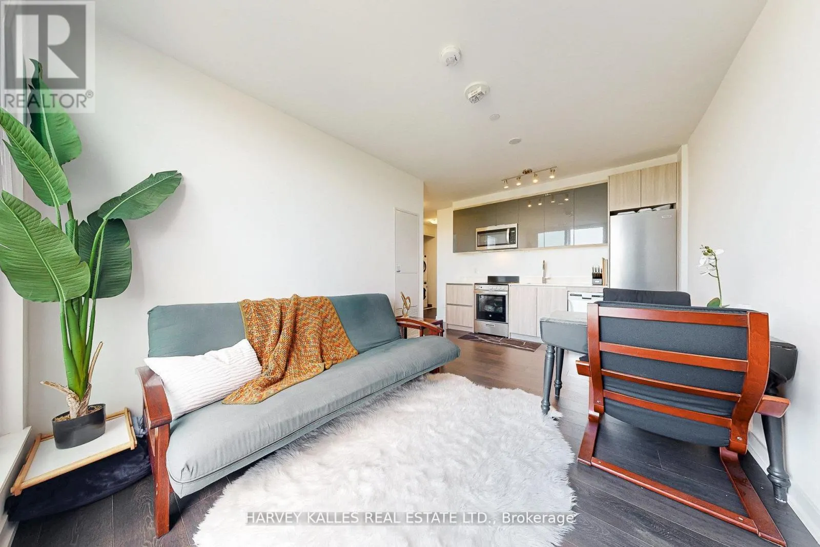 703 - 3100 KEELE STREET