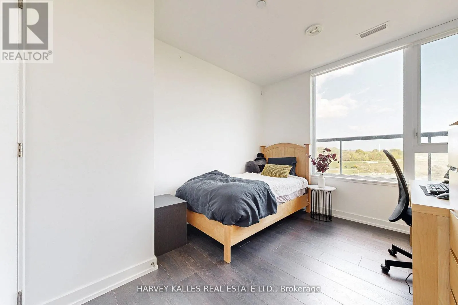 703 - 3100 KEELE STREET