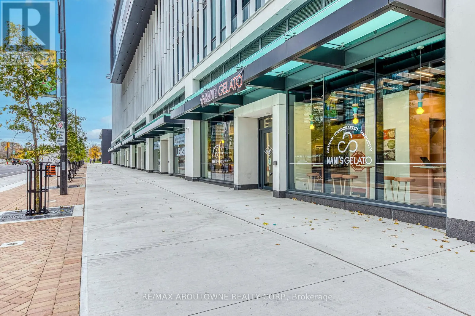 1106 - 395 SQUARE ONE DRIVE