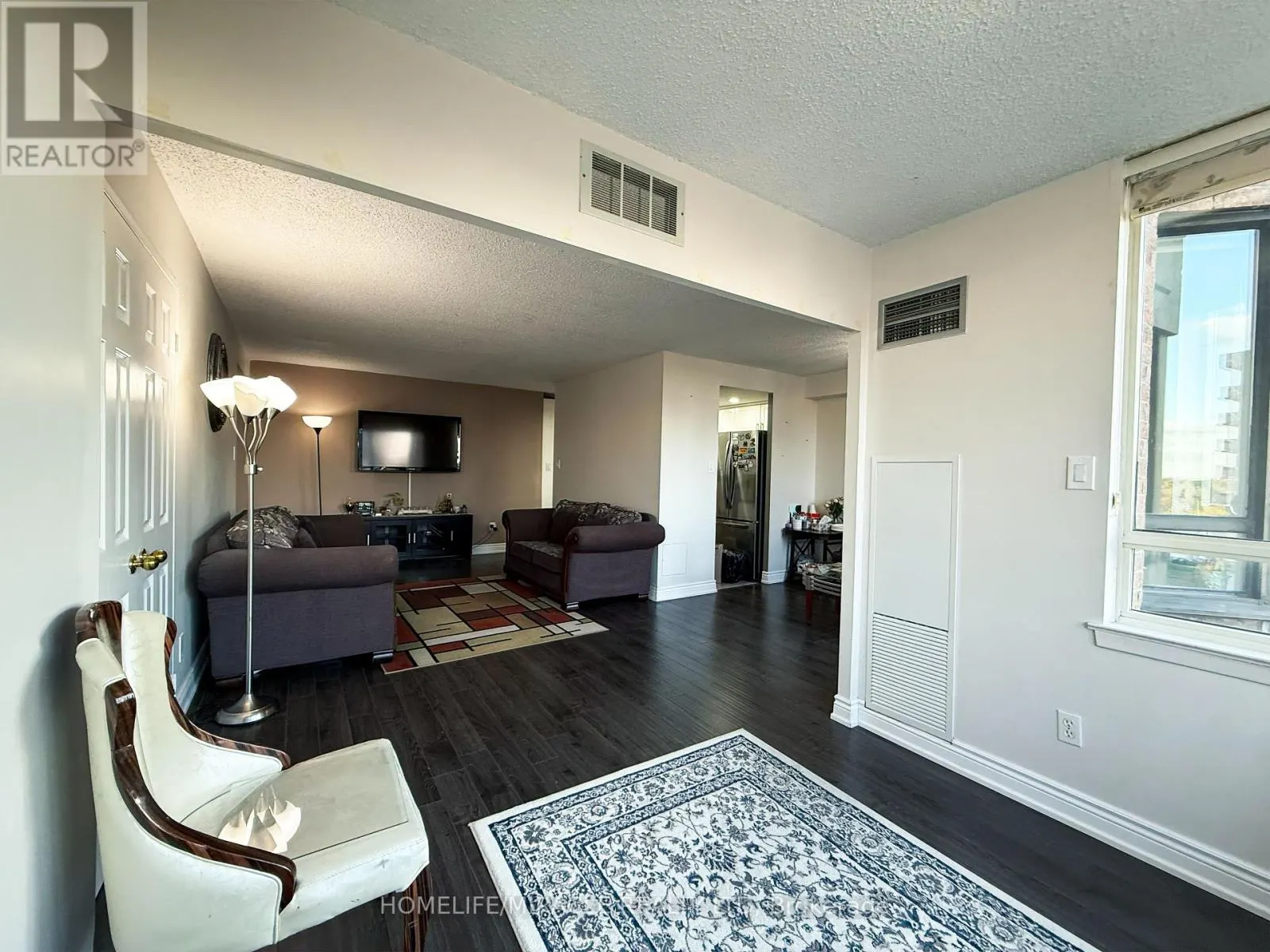 1404 - 5 LISA STREET