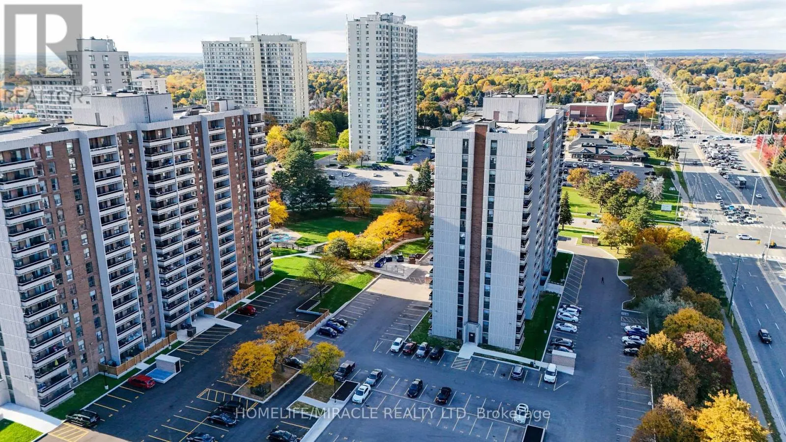 1404 - 5 LISA STREET