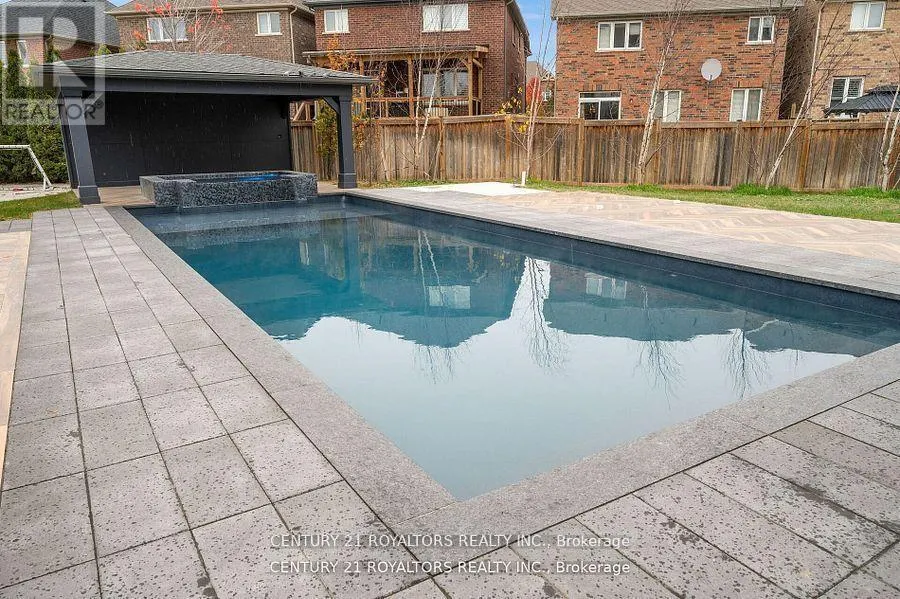 43 WISHING WELL CRESCENT