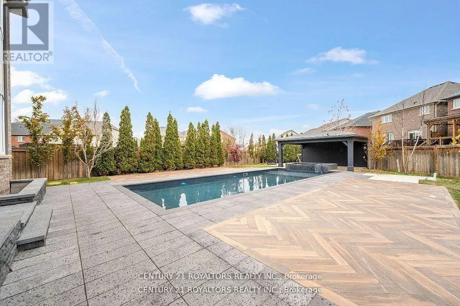 43 WISHING WELL CRESCENT