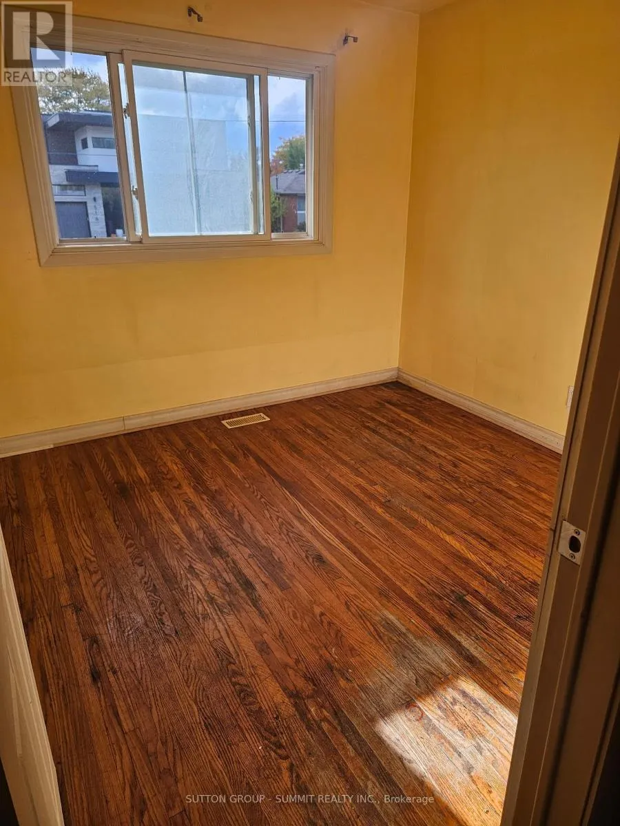 515 TRAFFORD CRESCENT