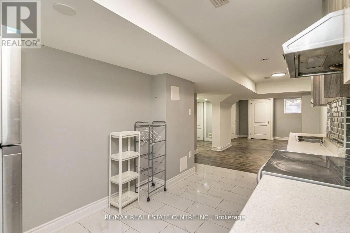 107 CROWN VICTORIA DRIVE