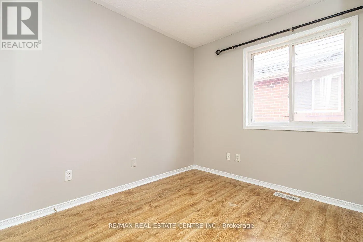 107 CROWN VICTORIA DRIVE