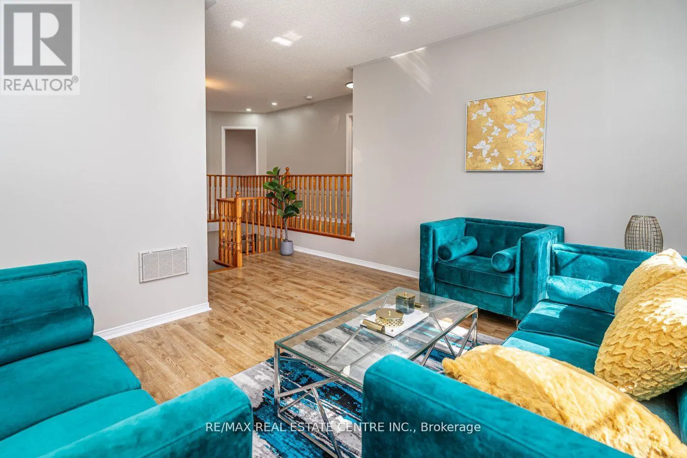 107 CROWN VICTORIA DRIVE