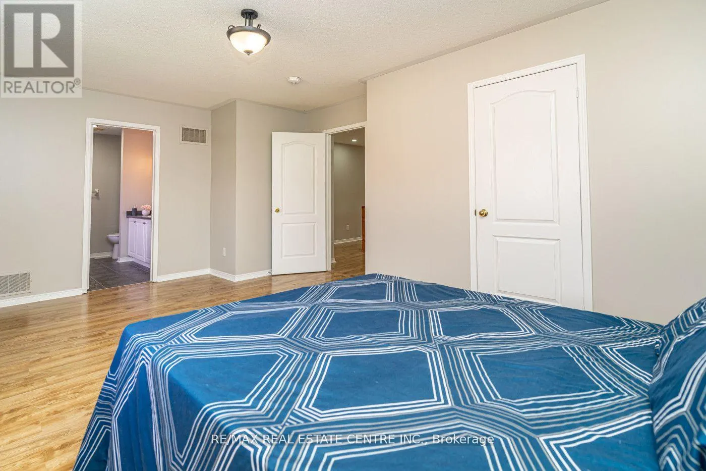 107 CROWN VICTORIA DRIVE