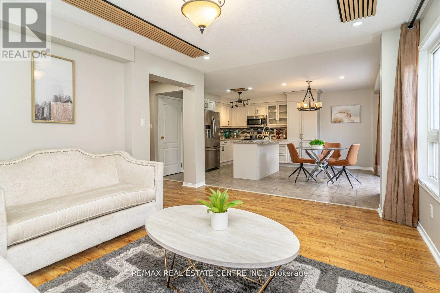 107 CROWN VICTORIA DRIVE