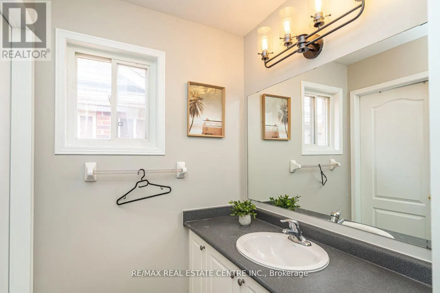 107 CROWN VICTORIA DRIVE