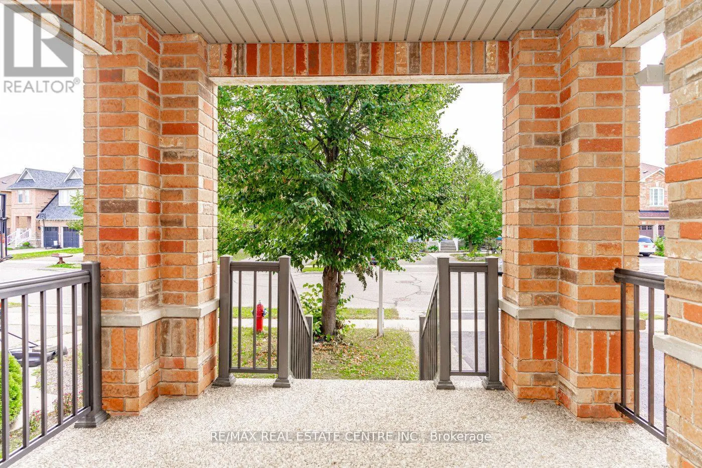 107 CROWN VICTORIA DRIVE