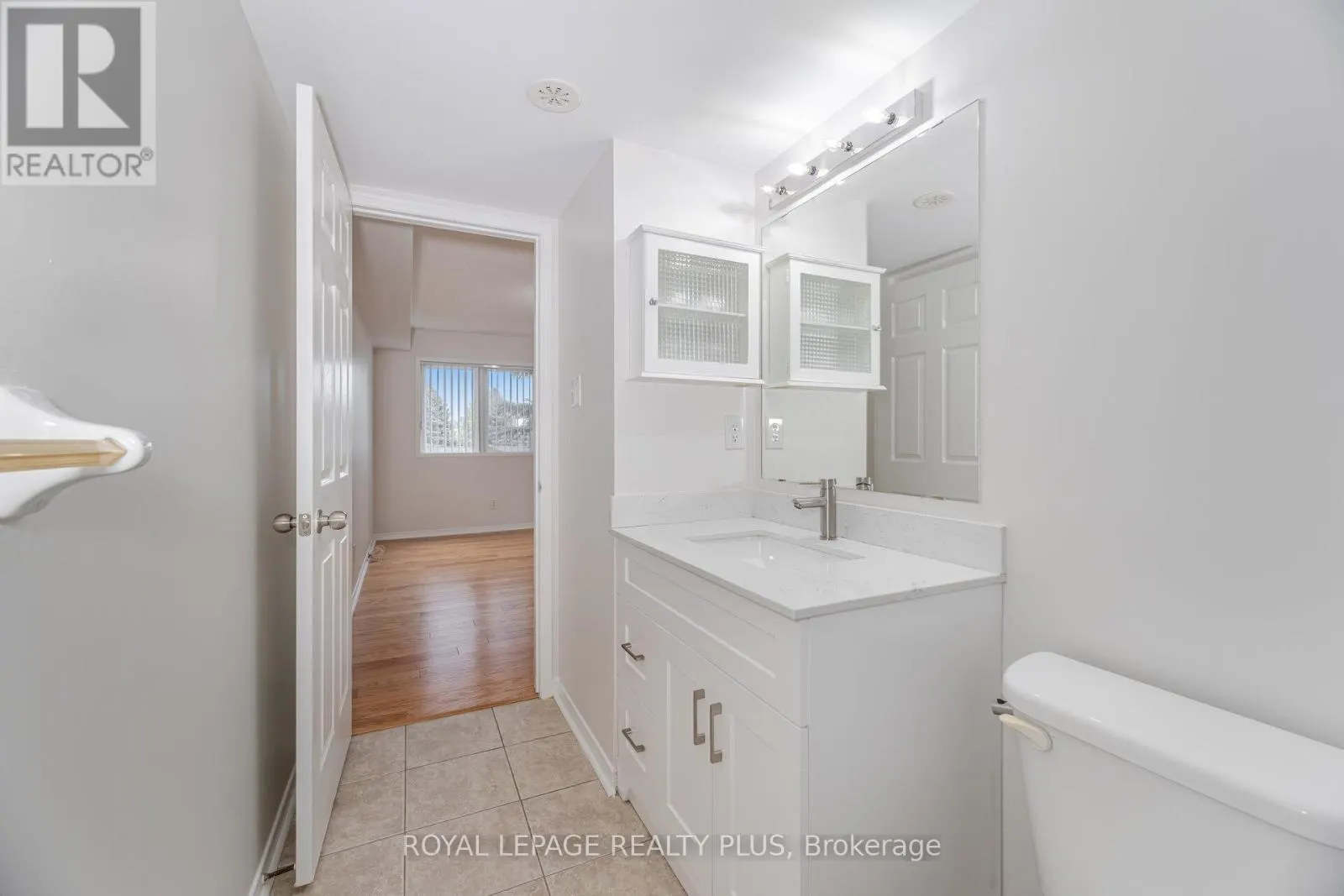 107 - 5100 WINSTON CHURCHILL BOULEVARD