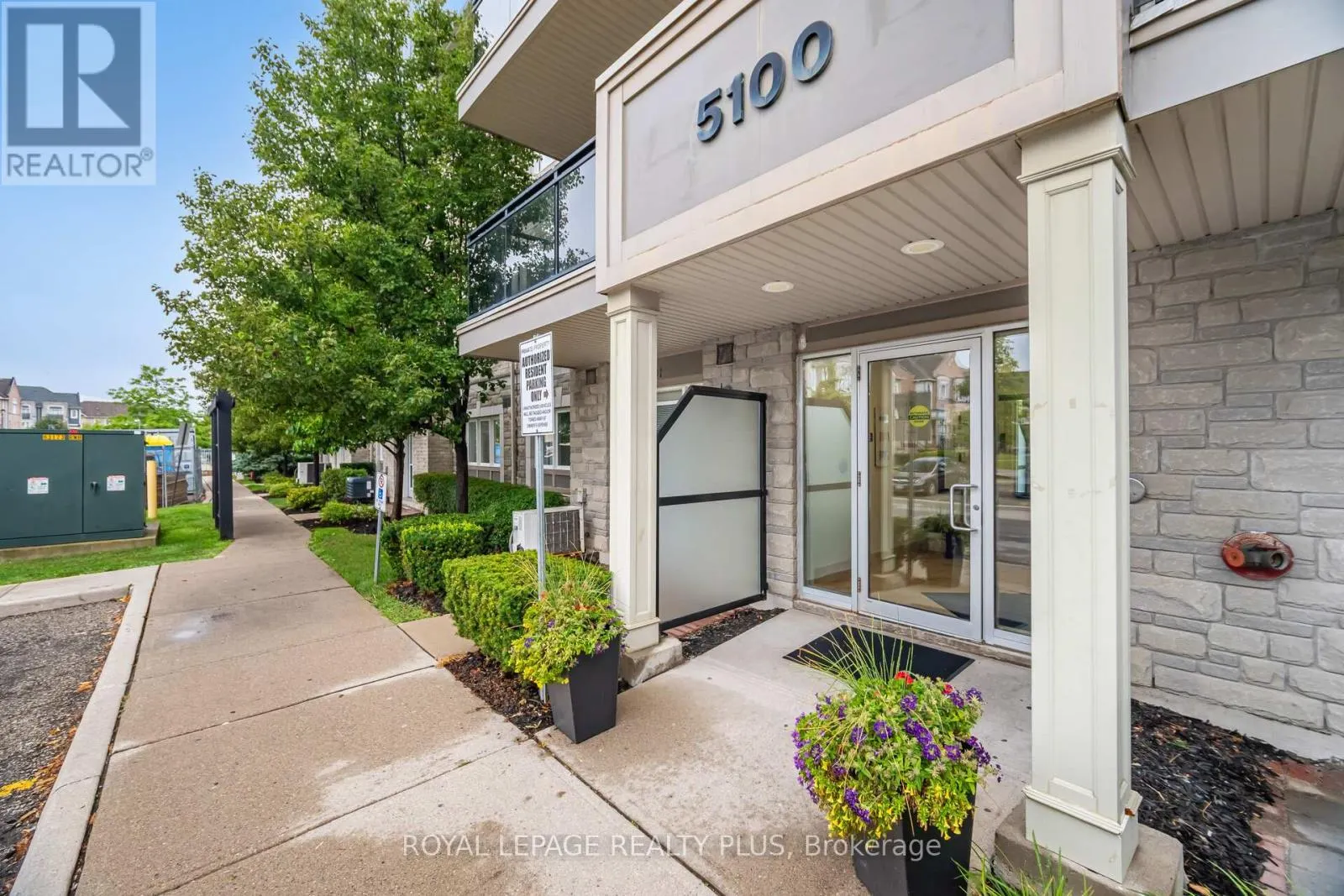 107 - 5100 WINSTON CHURCHILL BOULEVARD