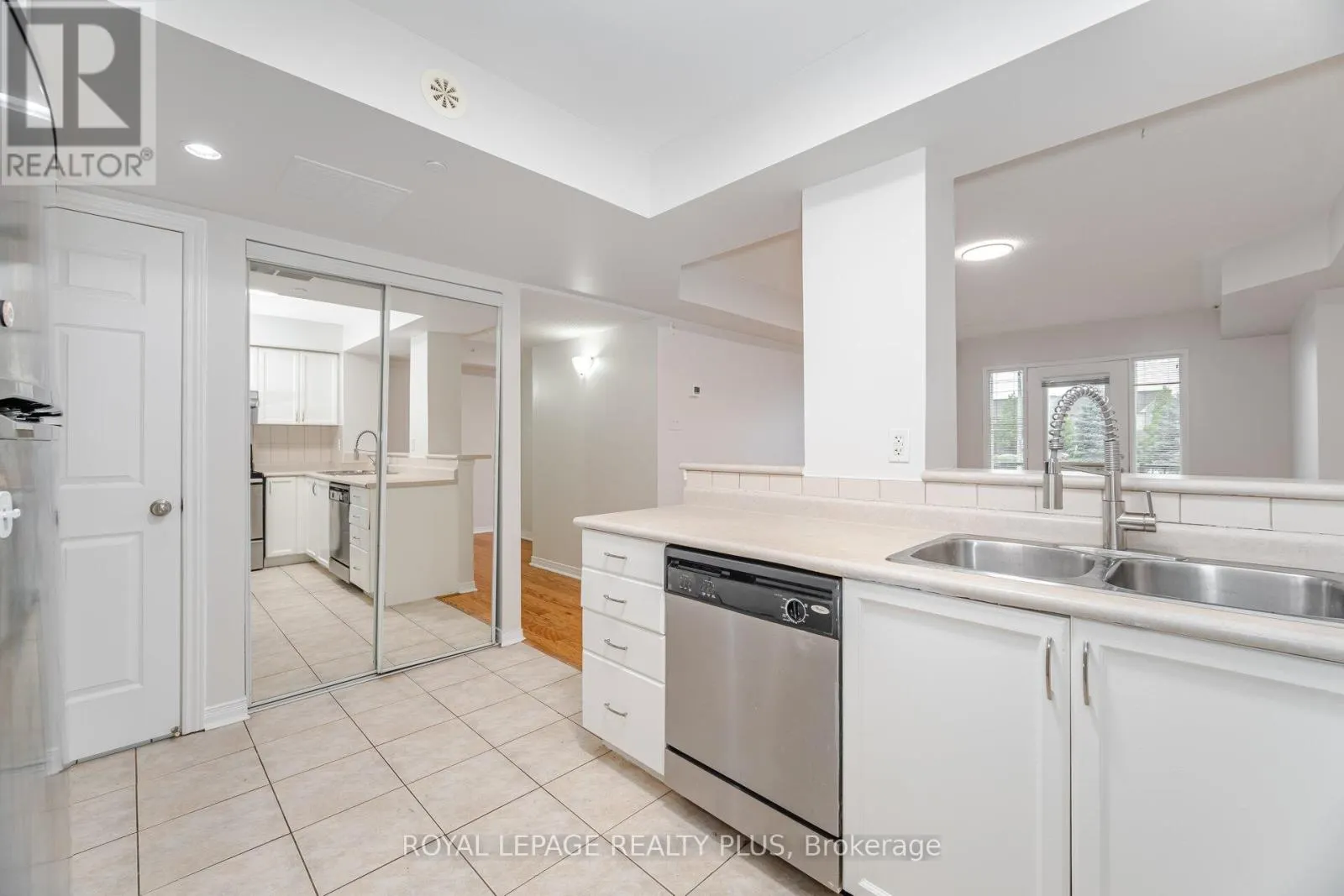 107 - 5100 WINSTON CHURCHILL BOULEVARD