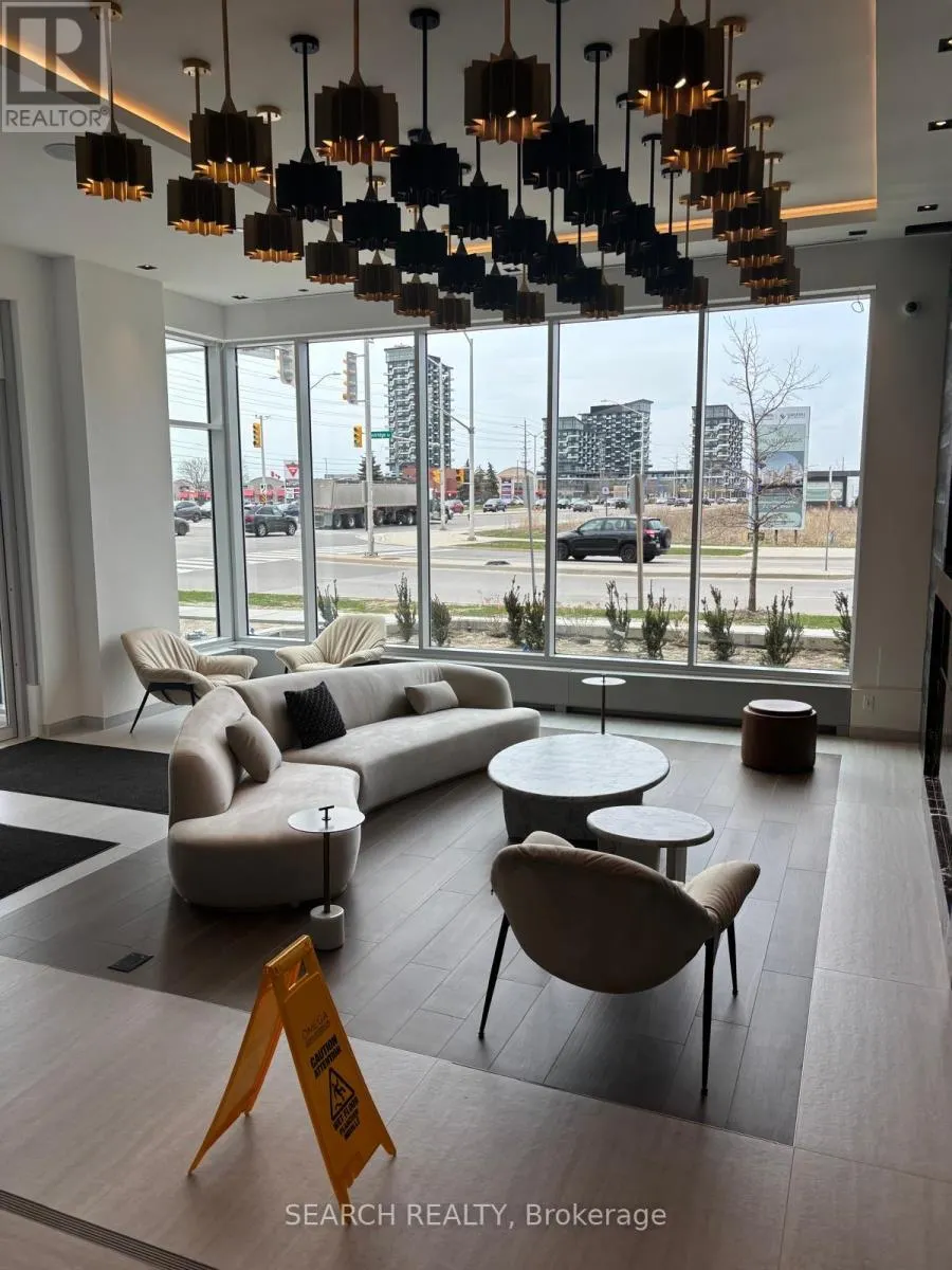 301 - 412 SILVER MAPLE ROAD