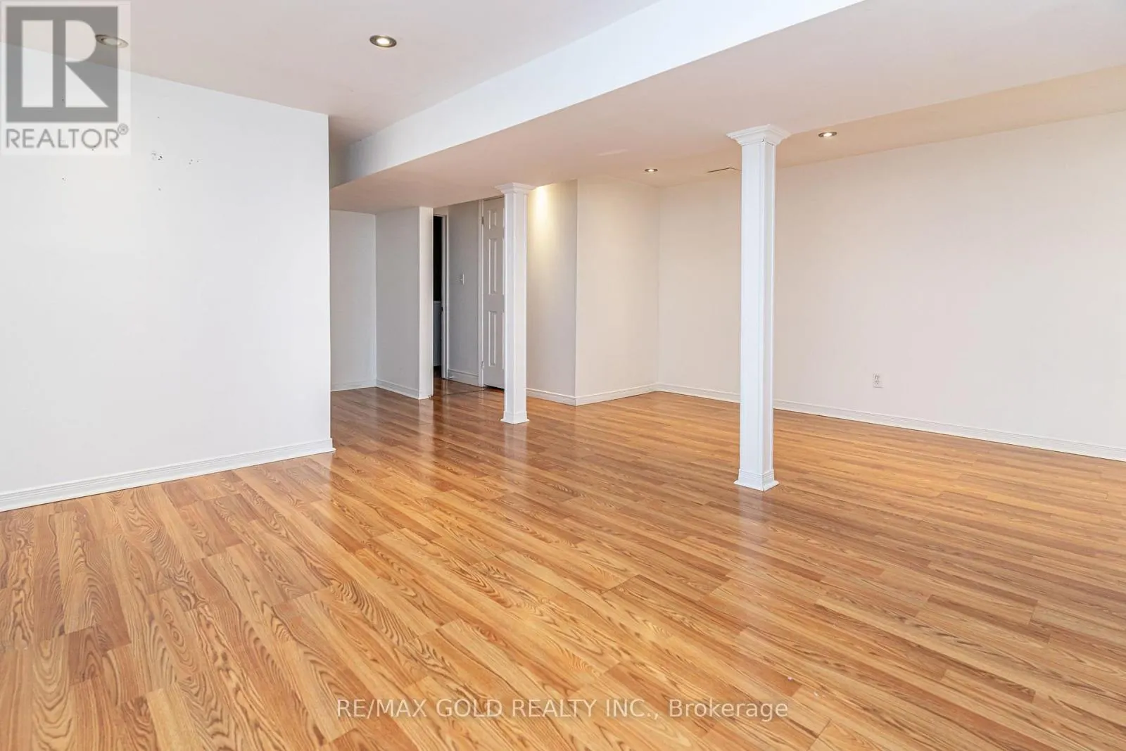 41 - 46 DEARBOURNE BOULEVARD