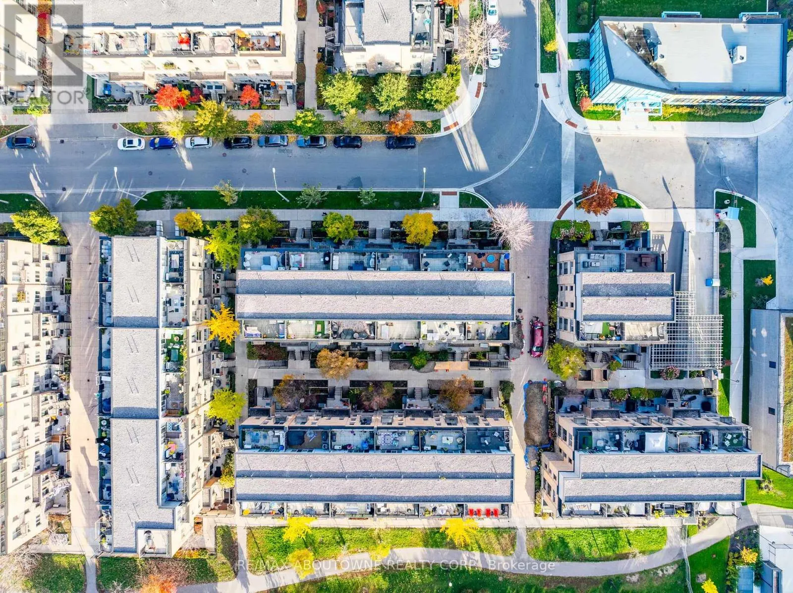 144 - 12 FOUNDRY AVENUE