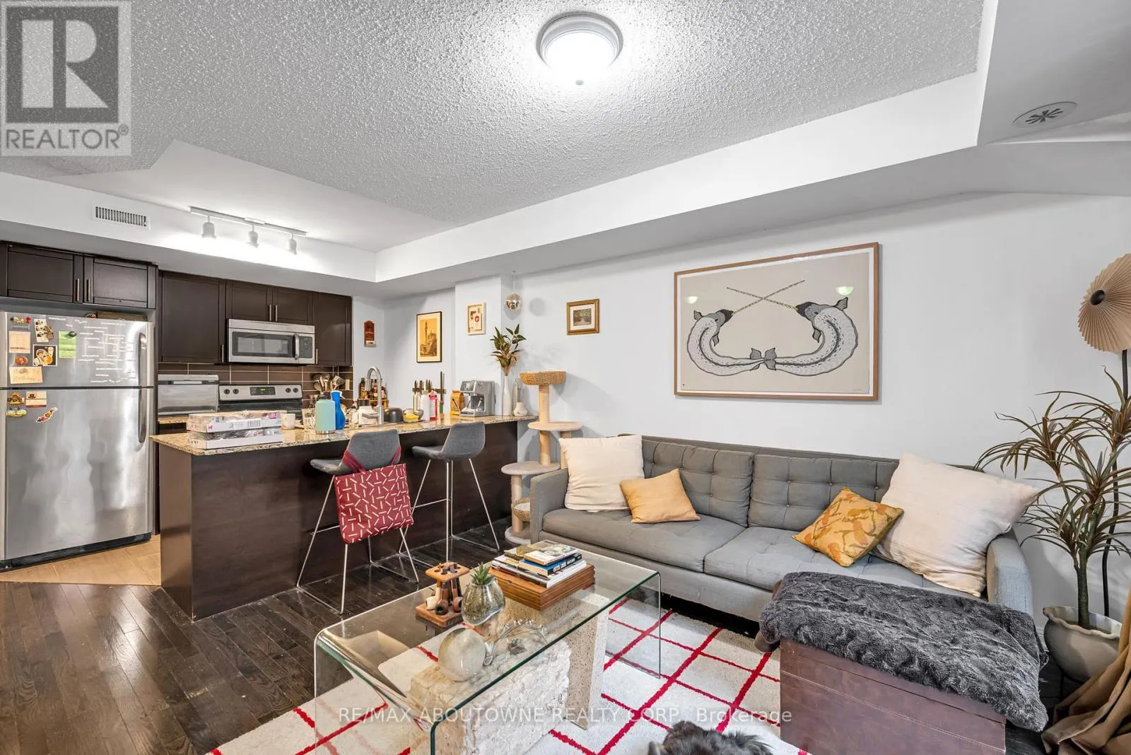 144 - 12 FOUNDRY AVENUE