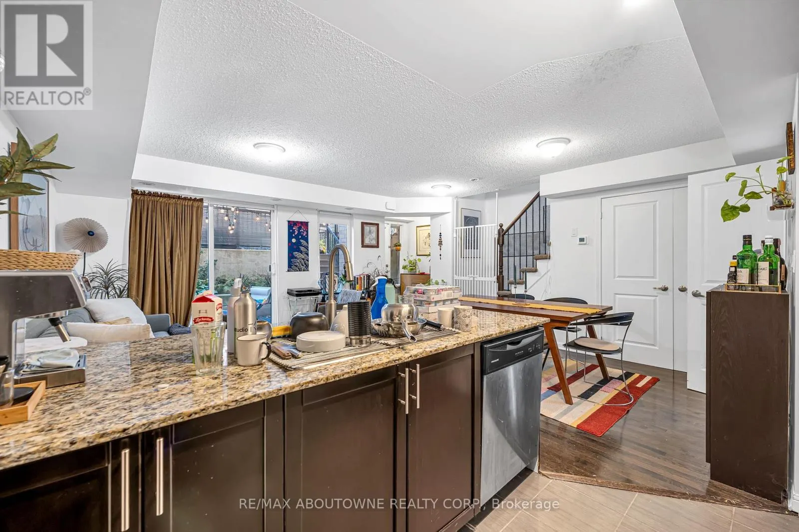 144 - 12 FOUNDRY AVENUE