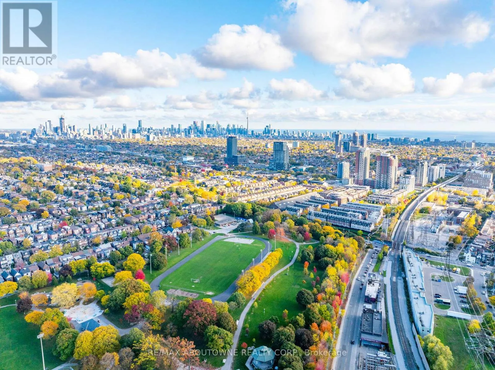 144 - 12 FOUNDRY AVENUE