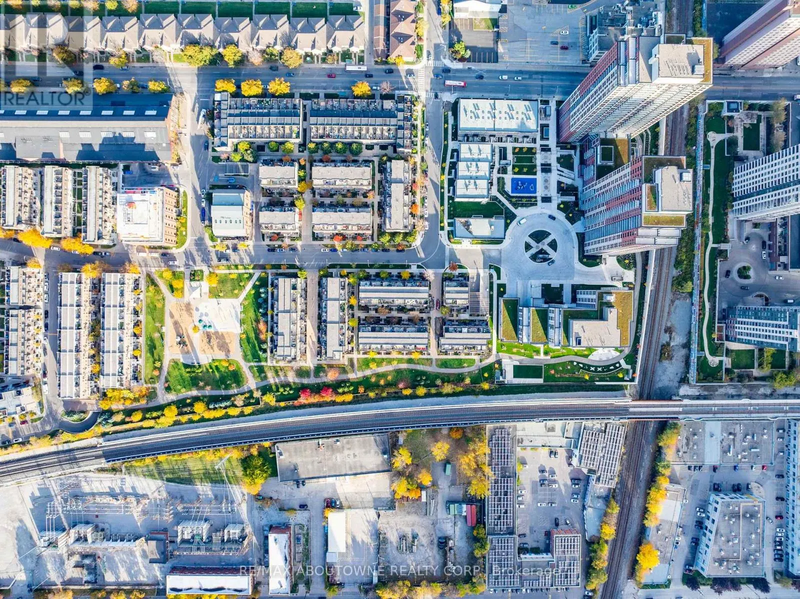 144 - 12 FOUNDRY AVENUE