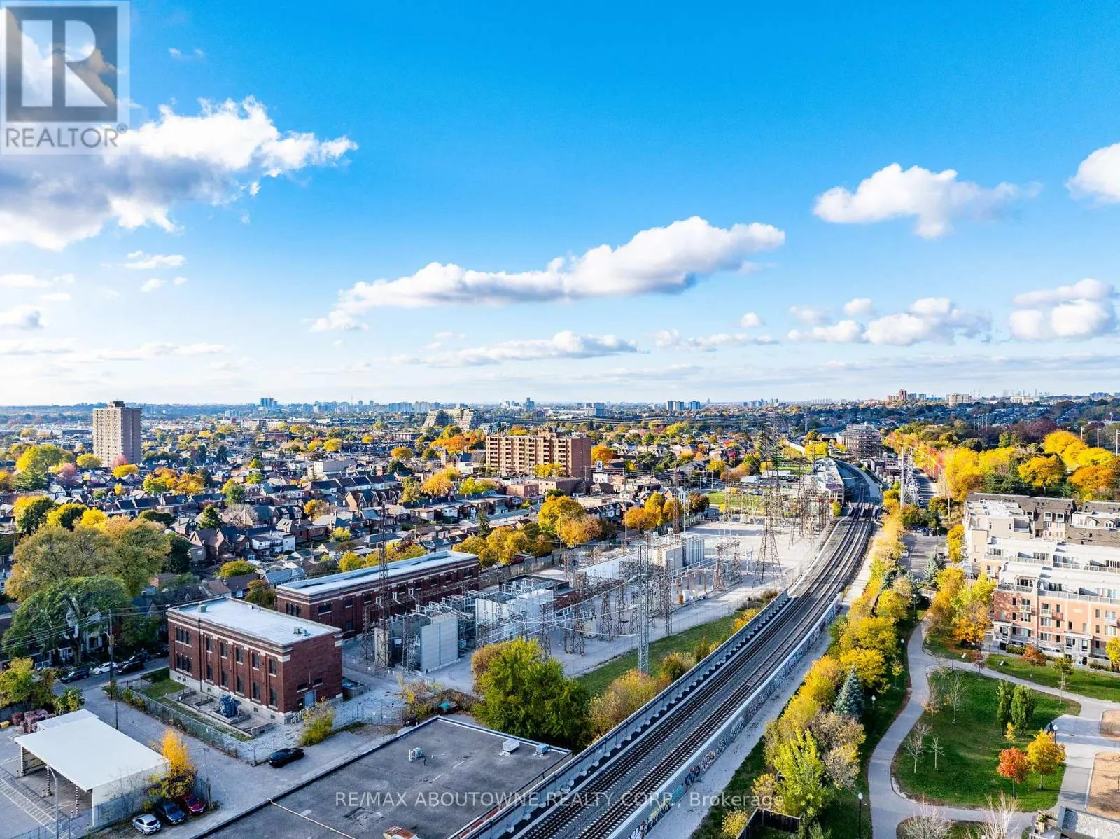 144 - 12 FOUNDRY AVENUE