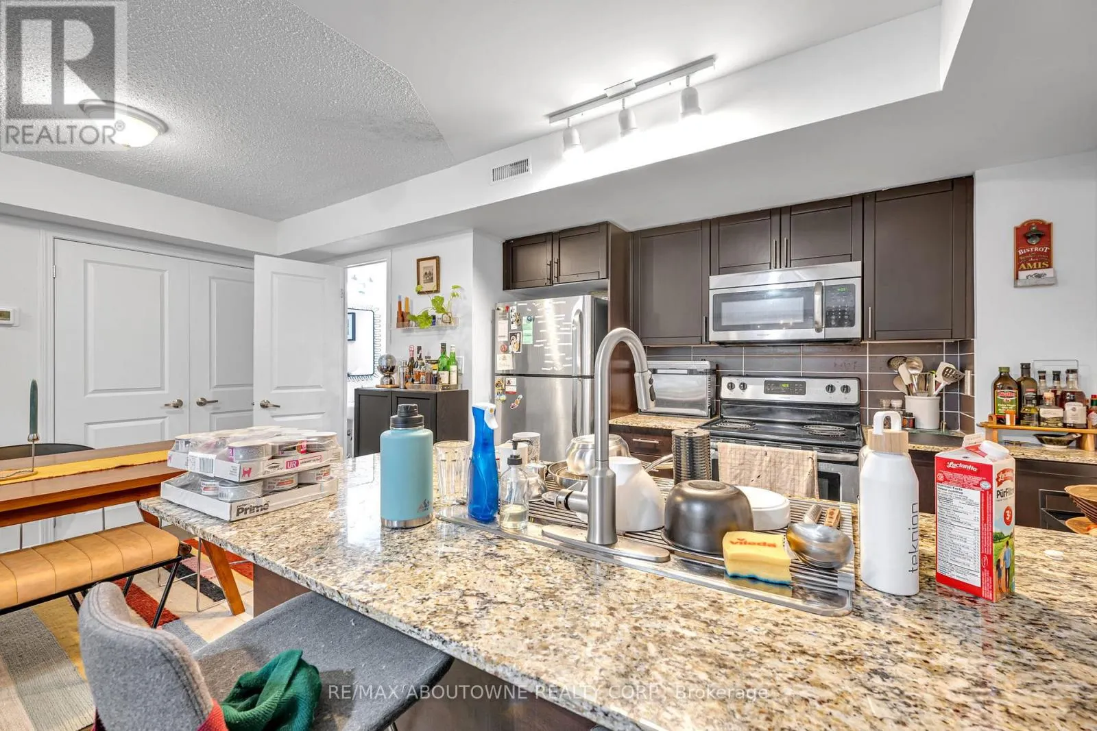 144 - 12 FOUNDRY AVENUE