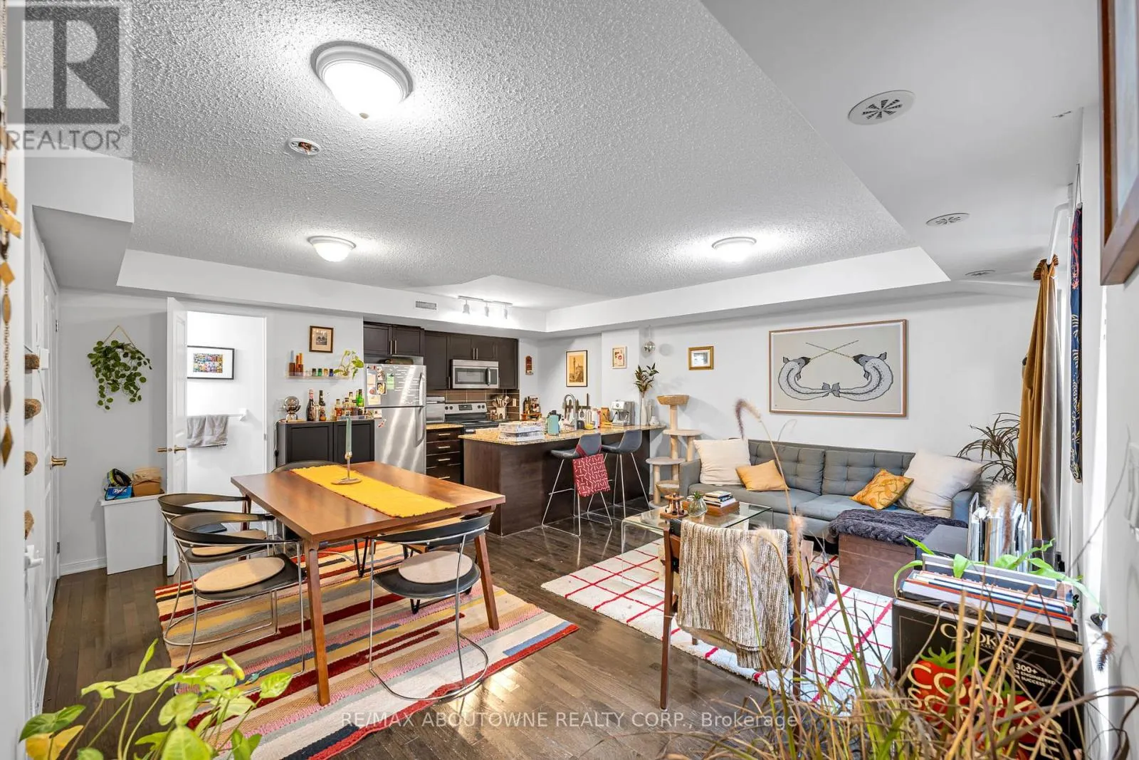 144 - 12 FOUNDRY AVENUE