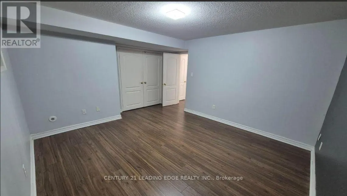 5 - 3335 THOMAS STREET